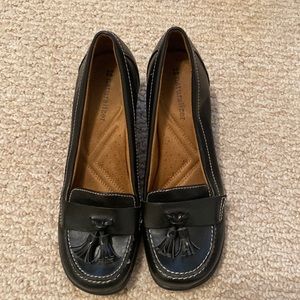 Naturalizer chunky heel loafers heels black size 7 black